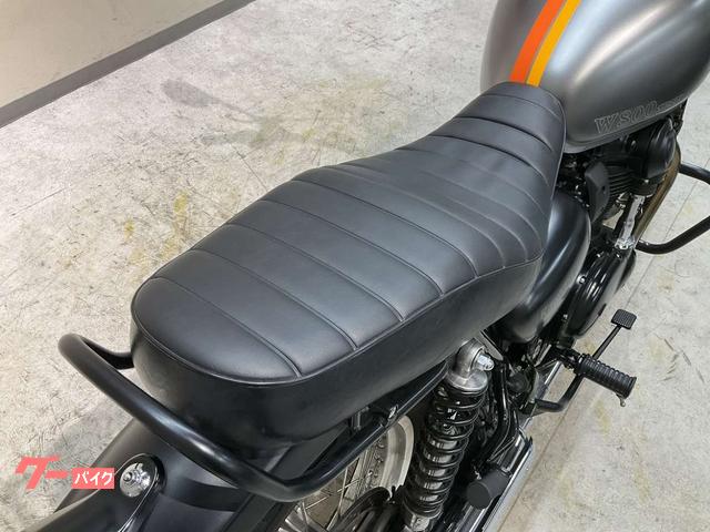 カワサキ W800 ストリート 2021年モデル デイトナ製グリップ