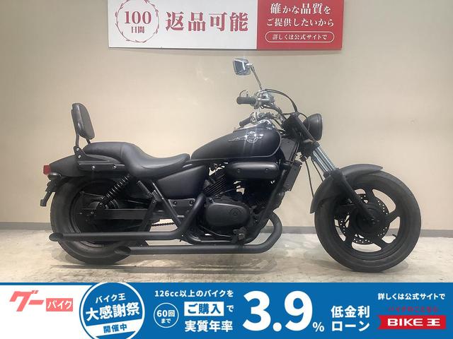 Ｖ－ＴＷＩＮ　ＭＡＧＮＡ　マットブラック仕様　バックレスト　サドルバックサポート付き　カスタムウインカー