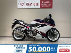 ホンダ　ＶＦＲ８００Ｆ　２０１９年モデル　ＭＵＧＥＮ製スリップオンマフラー　ＳＨＯＷＡ製リアサスペンション