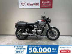 ＴＲＩＵＭＰＨ　ボンネビルＴ１２０　２０１７年モデル　大和製キャブトンマフラー　トライアンフ製サイドバッグ　グラブバー