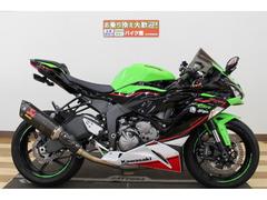 カワサキ　Ｎｉｎｊａ　ＺＸ−６Ｒ　アクラポビッチマフラー装着