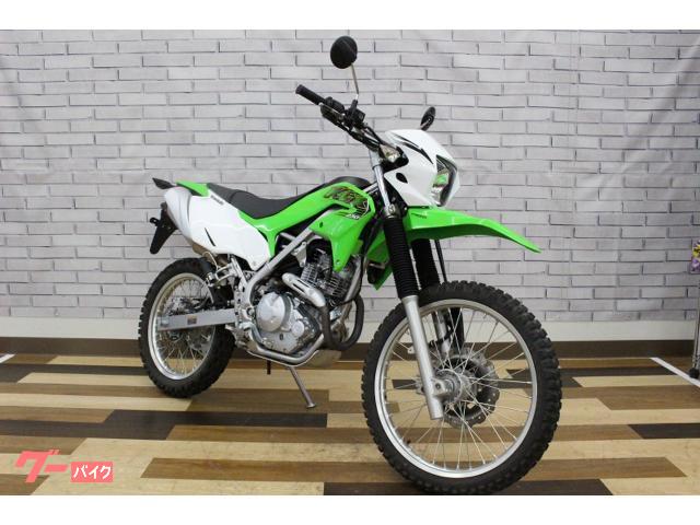 ＫＬＸ２３０　２０２０年モデル　ヘルメットロック標準装備　社外レバー　ハンドルアップスペーサー装備