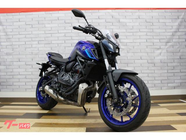 ＭＴ−０７　２０２２年モデル　ＵＳＢ　グリップヒーター　エンジンスライダー　スクリーン　ヘルメットロック装備