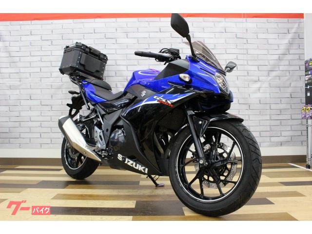 ＧＳＸ２５０Ｒ　２０２０年モデル　ＵＳＢ　グリップヒーター　リアキャリアＢＯＸ　ＬＥＤヘッドライト　スモークスクリーン等