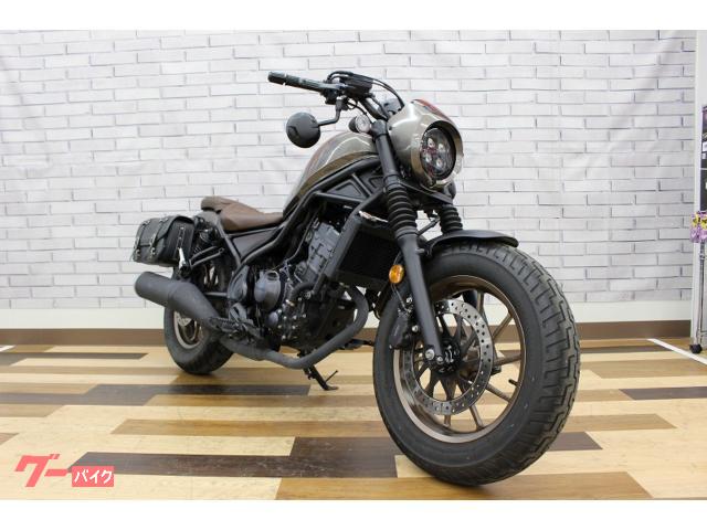 レブル２５０　Ｓエディション　２０２３年モデル　左右サイドバック　ヘルメットロック　グリップ　レバー　バーエンド　ミラーカスタム有