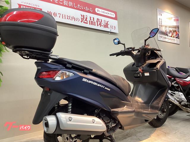 スズキ バーグマン２００ グリップヒーター／ＵＳＢ電源／リアＢＯＸ｜バイク王 横浜瀬谷店｜新車・中古バイクなら【グーバイク】