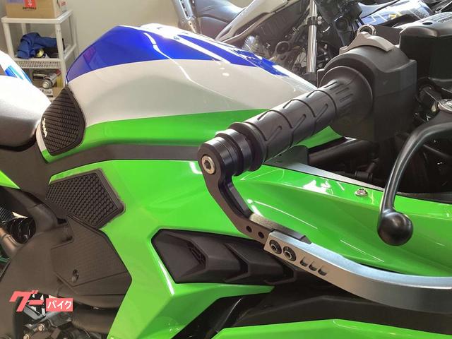 カワサキ ニンジャZX－4R SE ドラレコ＆空気圧センサー付