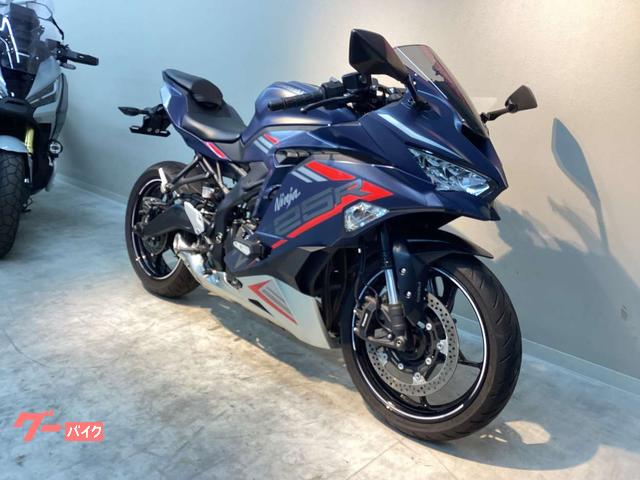 カワサキ Ninja ZX－25R SE クイックシフター標準