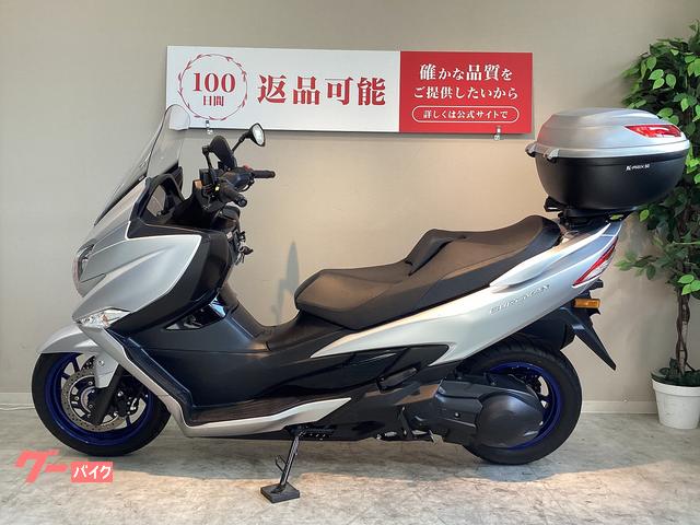 スズキ バーグマン400 2023年モデル ワンオーナー車両 リア