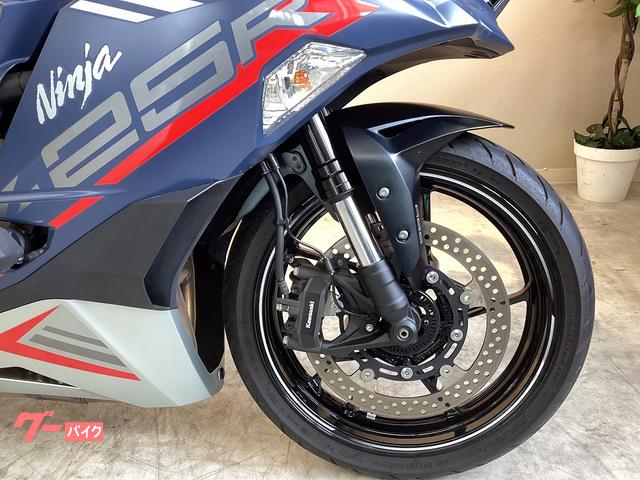 カワサキ Ninja ZX－25R SE 2022年モデル／マルチバー
