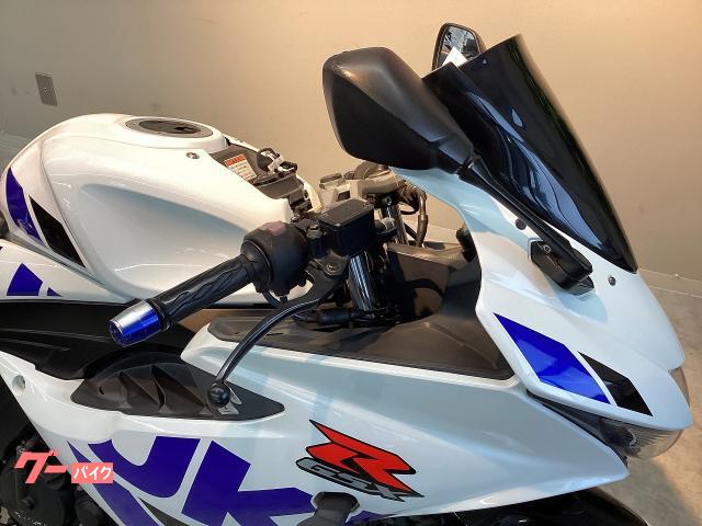 スズキ GSX－R125 ヨシムラ製マフラー スモークスクリーン