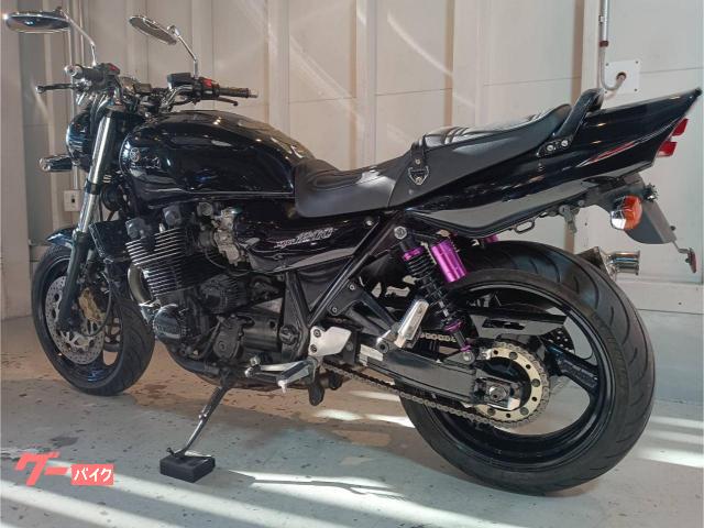 ヤマハ XJR1200 社外マフラー 社外サスペンション