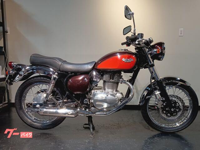 エストレヤ　２０１２年モデル　空冷単気筒エンジン　キャンディアラビアンレッドカラー