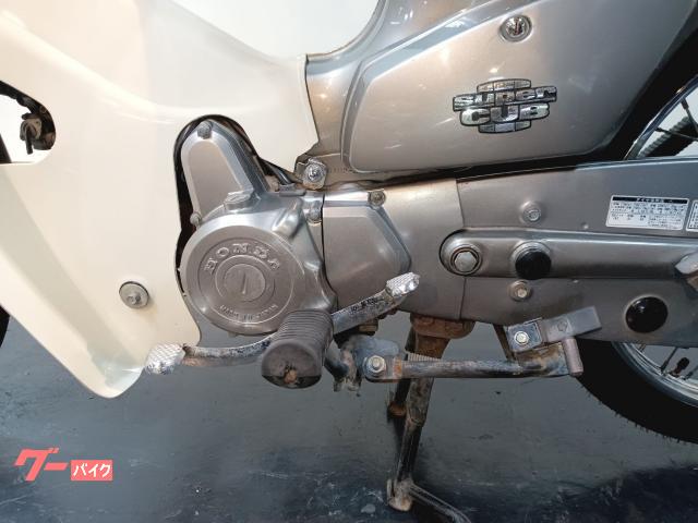 ホンダ スーパーカブ90 キャブレター セル付き オイル・プラグ ホンダ スーパーカブ90 キャブレター セル付き オイル・プラグ
