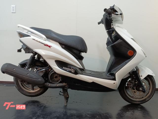 シグナスＸ　ＳＲ　フェンダーレス　オイル・プラグ・バッテリー・ベルト新品