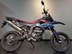 ａｐｒｉｌｉａ　ＳＸ１２５　キャリア　オイル・プラグ・バッテリー・チェーン新品