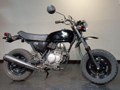 ホンダ　Ａｐｅ　インジェクションモデル　社外ハンドル