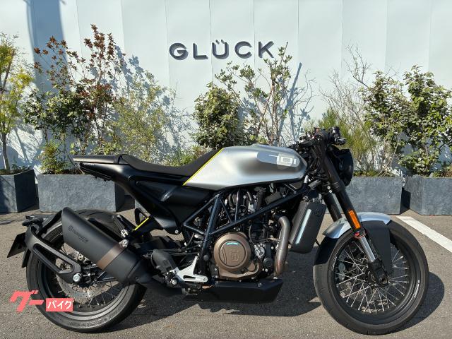 ヴィットピレン７０１　スポ−クホイール・純正マフラー・ＬＥＤライト・ＡＢＳ・ＥＴＣ車載器