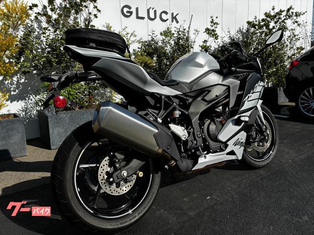 カワサキ Ninja ZX－4R SE タンクパット・スマートバック