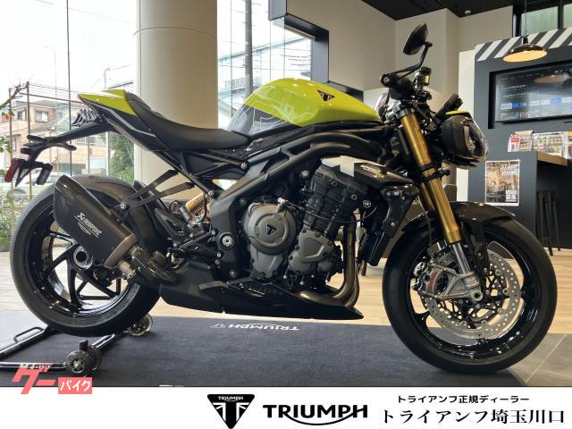 スピードトリプル１２００ＲＸ　ブラックカスタムパーツ多数