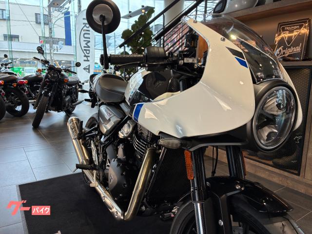 TRIUMPH スラクストン400 LEDヘッドライト・ロケット