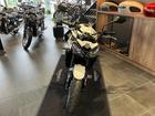 ストリートトリプル765R クリスタルホワイト