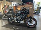 トライデント660 スクロールウィンカー ショートスクリーン ベリーパン ETC グラブレール ドラレコ グリップヒーター