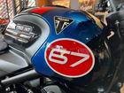 トライデント660 トリビュート黒 社外品コンフォートシート 社外品ニーパッドタンクパッド エンジンガード スライダー ETC