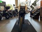 スラクストン400 2026年モデル LEDヘッドライト LEDウィンカー シングルシートカウル