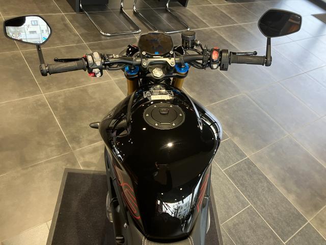 スピードトリプル1200RS