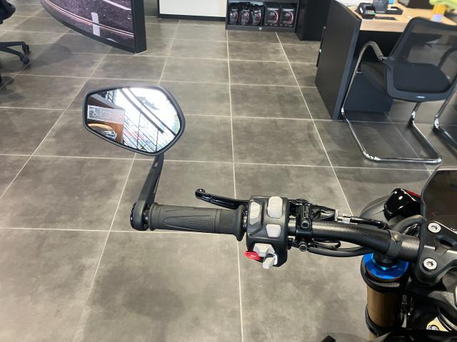 スピードトリプル1200RS