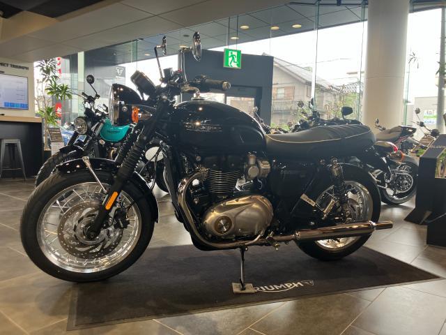 ボンネビルT120