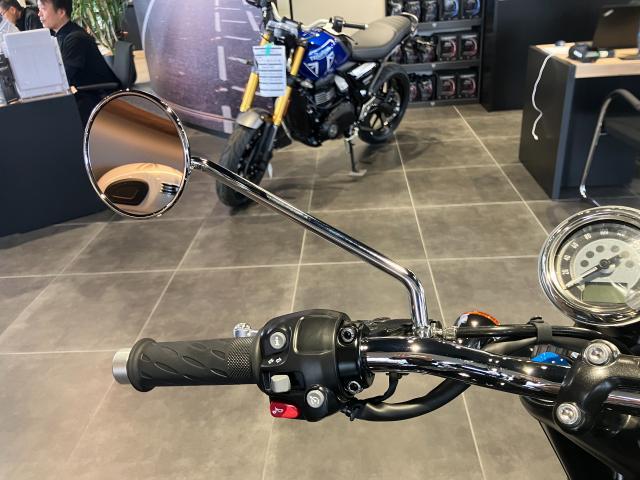 ボンネビルT120