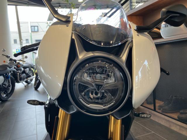 スピードトリプル1200RR