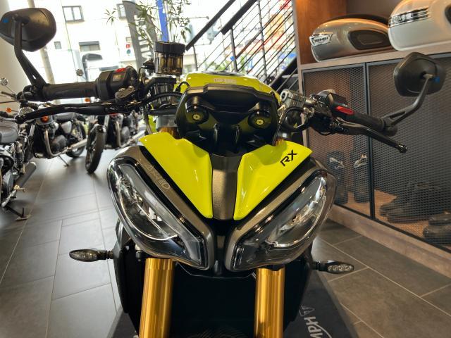 スピードトリプル1200RX