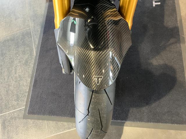 スピードトリプル1200RX