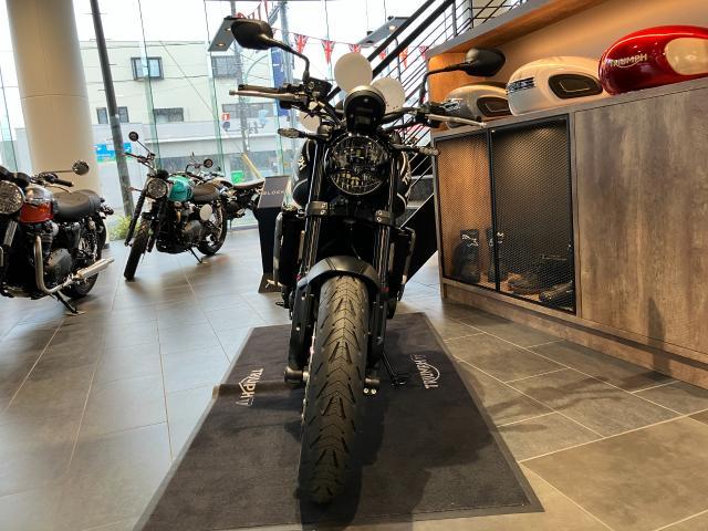 トライデント660
