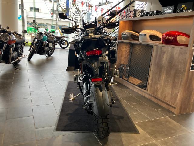 タイガー1200ラリー PRO ジェットブラック