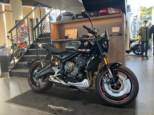 トライデント660 スクロールウィンカー ショートスクリーン ベリーパン ETC グラブレール ドラレコ グリップヒーター