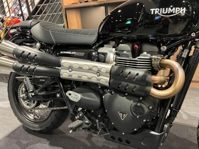 スクランブラー900