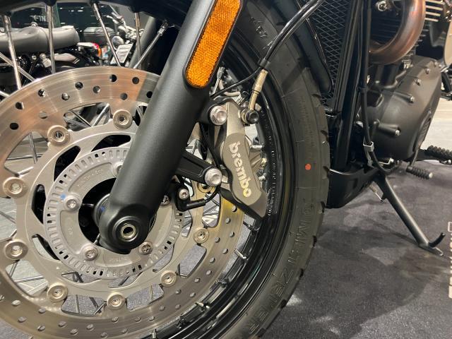 スクランブラー900