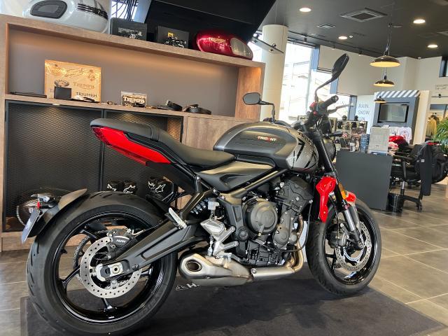 2024年モデル トライデント660 フライスクリーン クイックシフター