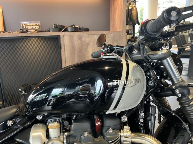 ボンネビル ボバー