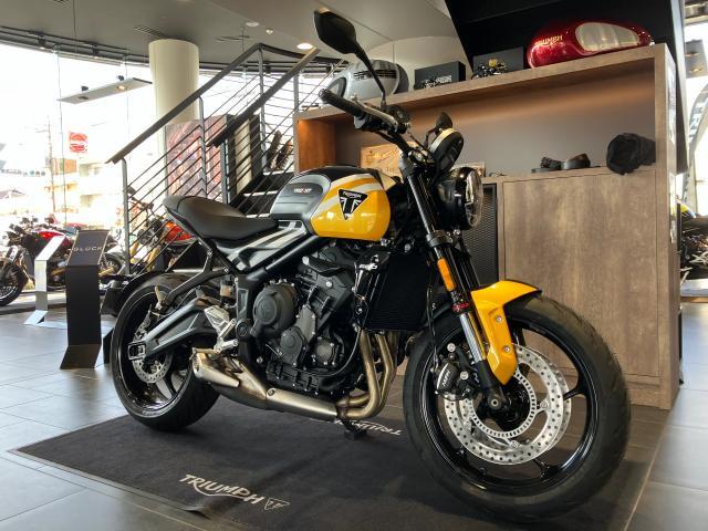 トライデント660 エンジンスライダー エンジンカバー