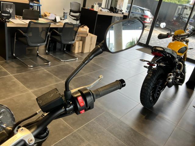 トライデント660 エンジンスライダー エンジンカバー