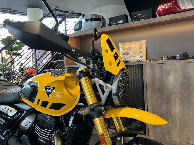 スクランブラー400XC Racing Yellow