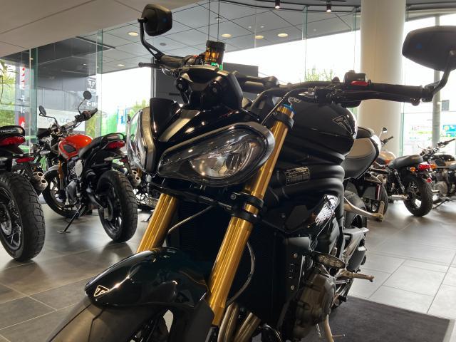 スピードトリプル1200RS