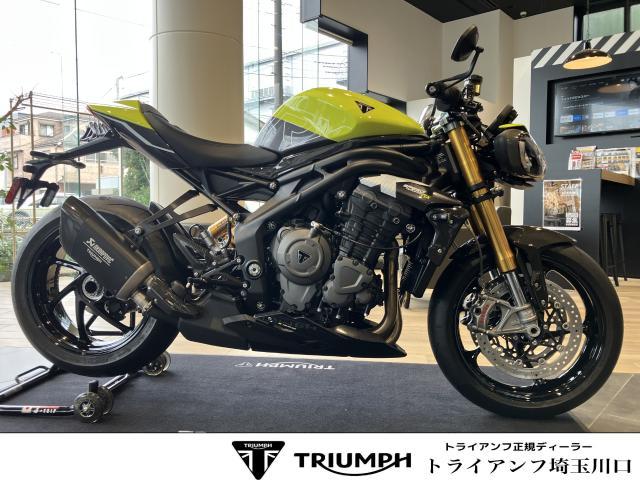 スピードトリプル1200RX ブラックカスタムパーツ多数