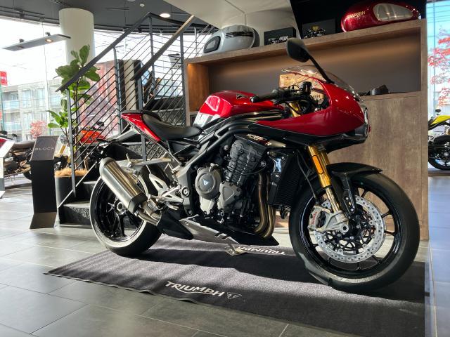 スピードトリプル1200RR