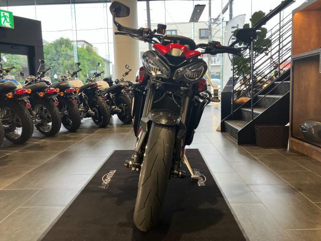 ストリートトリプル765RS